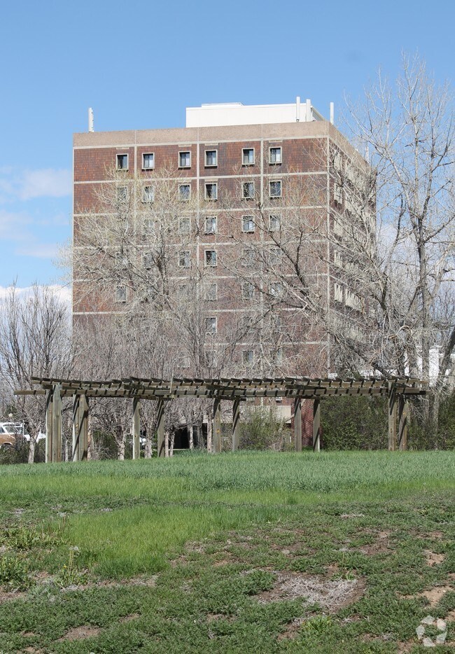Vista alternativa - Liggins Tower