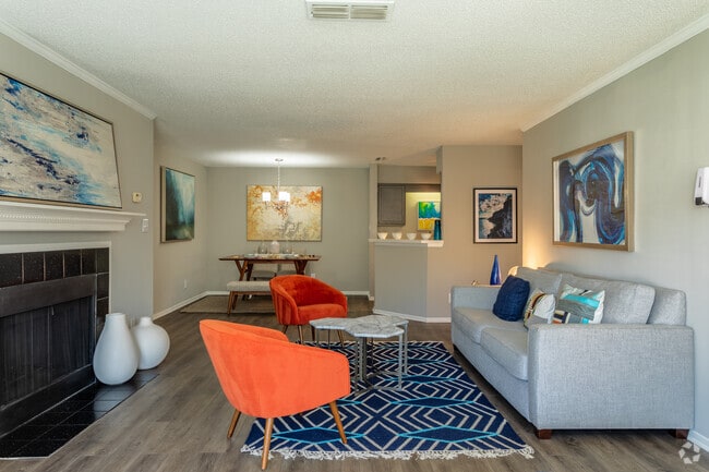 2BD, 2BR - 1224SF - Living Area