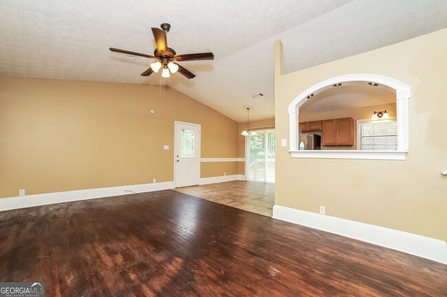 Photo - 1255 Bishop's Ln