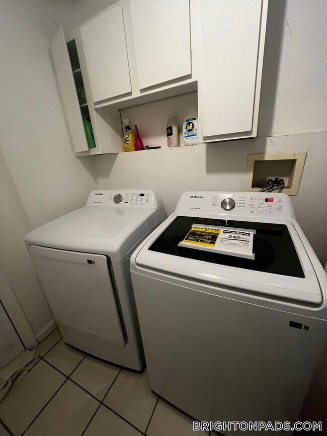 Photo - 19 Lothrop St Unit 2