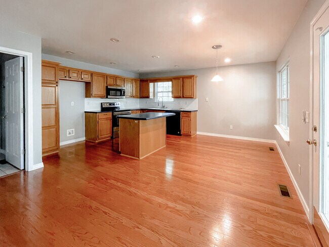 Photo - 51 Sullivan Dr House