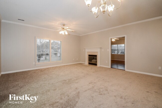 Photo - 5120 Alex Way