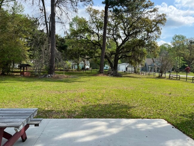 Photo - 1825 Hodgeville Road