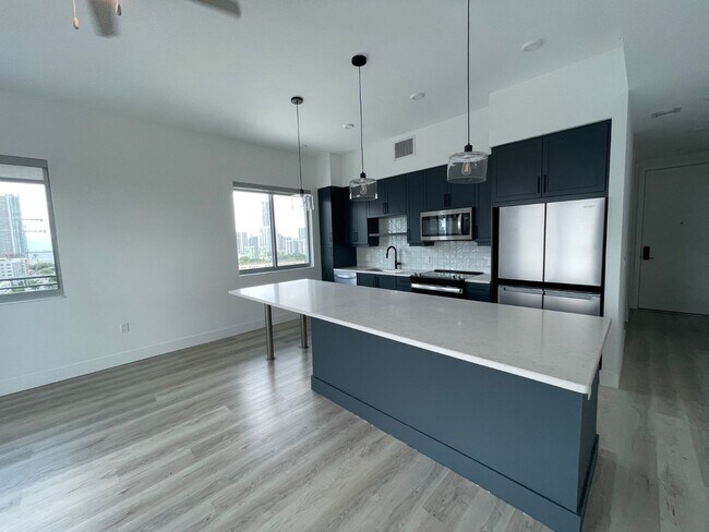 Photo - 147 NW 32nd St Unit B1