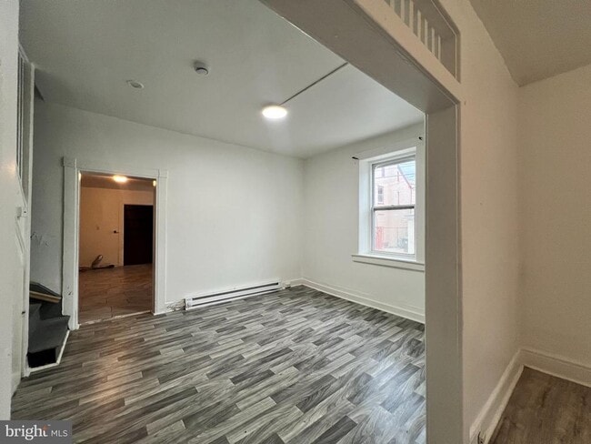 Photo - 148 E Washington St