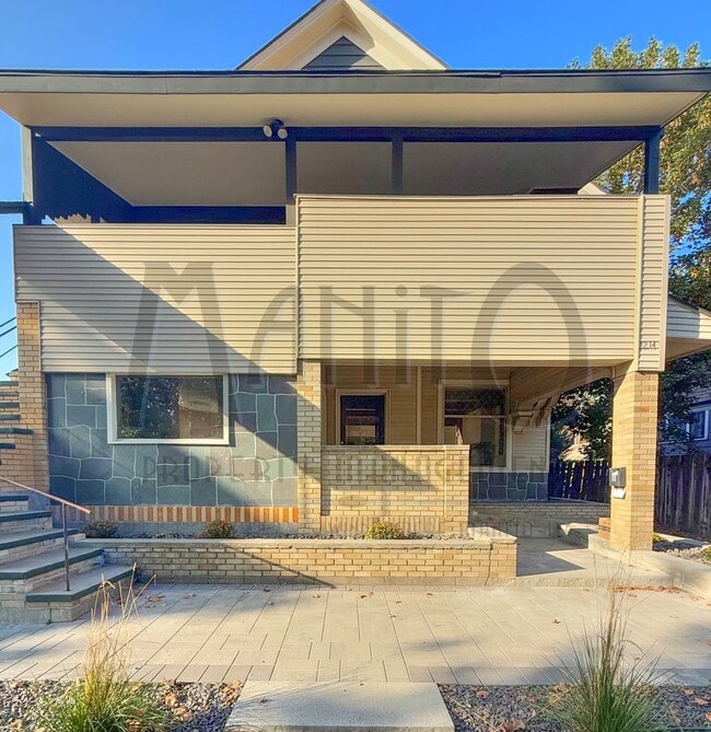 Building Photo - 1214 W 9th Ave Unit 9th Ave 1214 W #A Rental