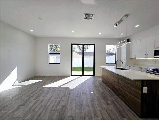 Photo - 7519 Gesualdo Ct