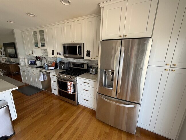 Photo - 876 Shirley St Unit 2