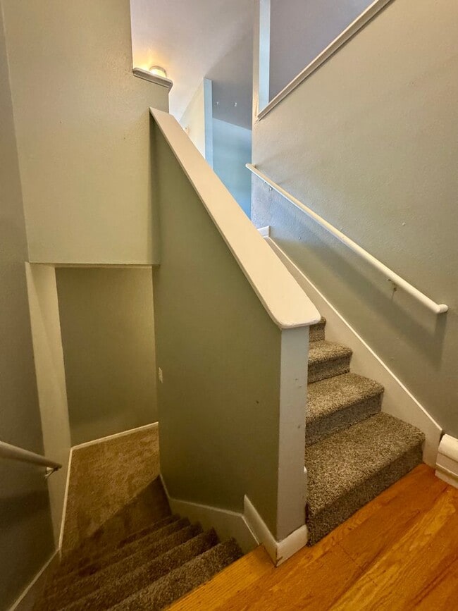 Photo - 1022-1024 S Arbutus St Unit 1024