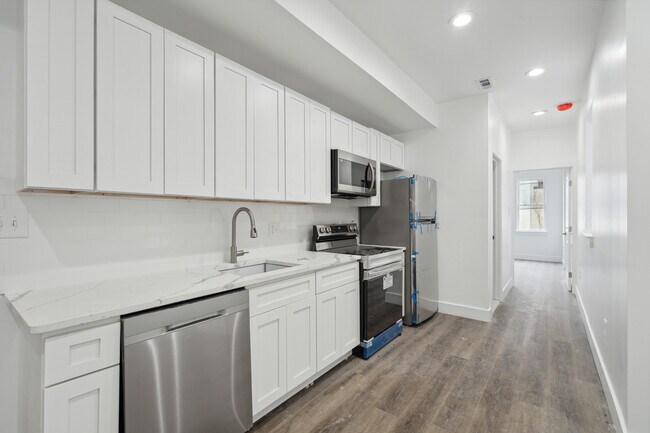 Photo - 5139 Pine St Unidad 2