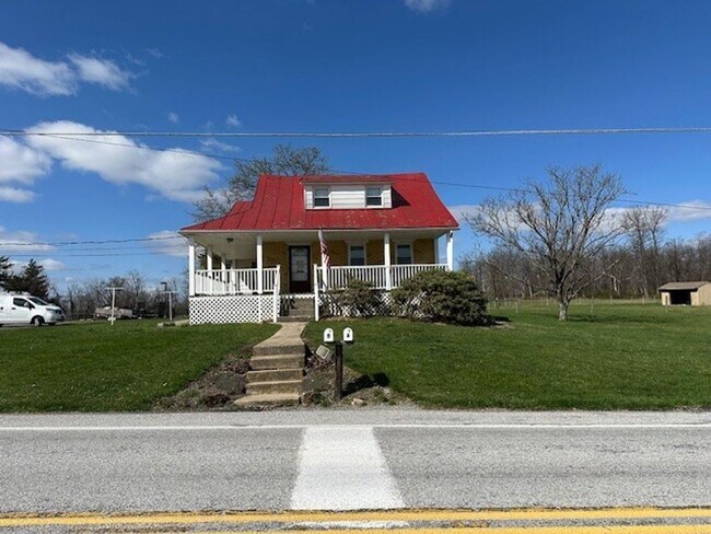 Photo - Northern York School District 2 Bedroom 1 ...