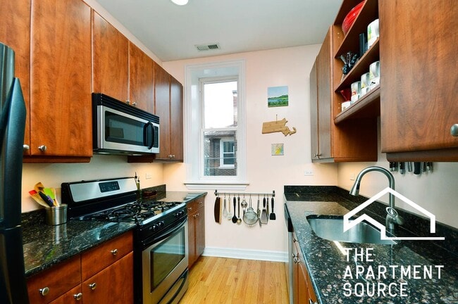 Photo - 1430 W Lunt Ave Unidad 2W