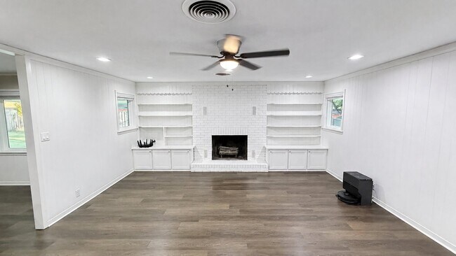 Photo - 1515 W 19th St