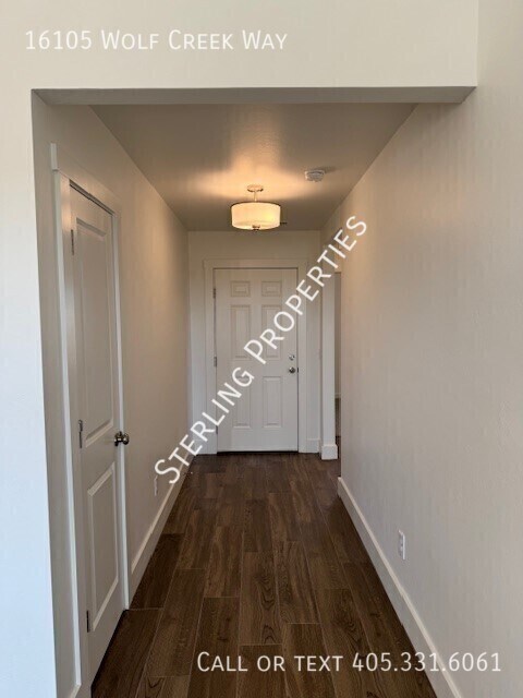 Photo - 16105 Wolf Crk Wy