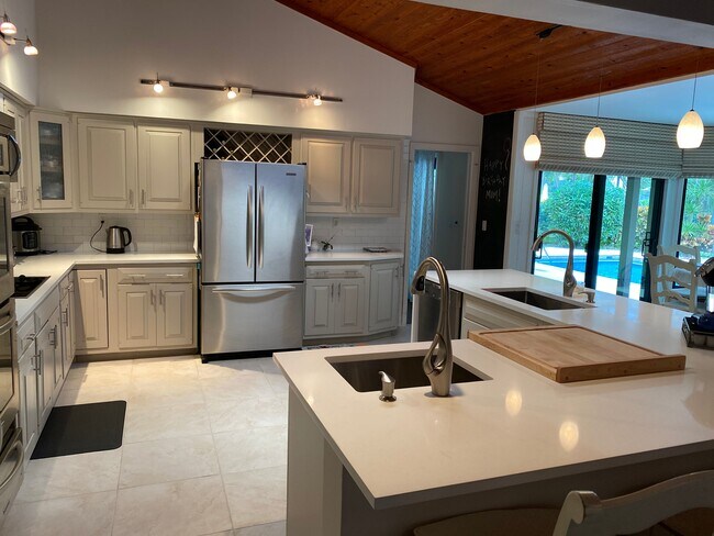 Photo - 2903 Banyan Blvd Cir NW