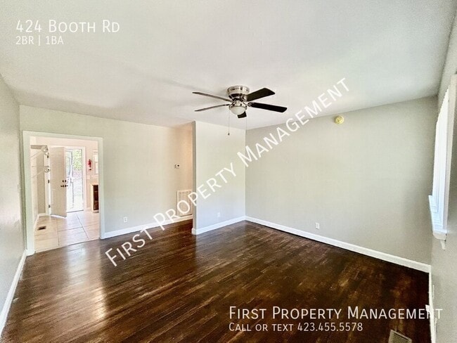 Photo - 424 Booth Rd