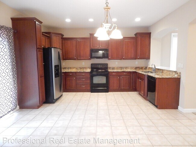 Photo - 4 br, 2.5 bath House - 22341 Charthouse Lane