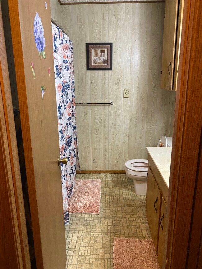 Photo - 218 Redbud Ln Unit B