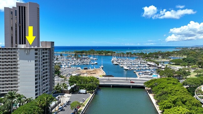 Building Photo - 1676 Ala Moana Blvd Rental
