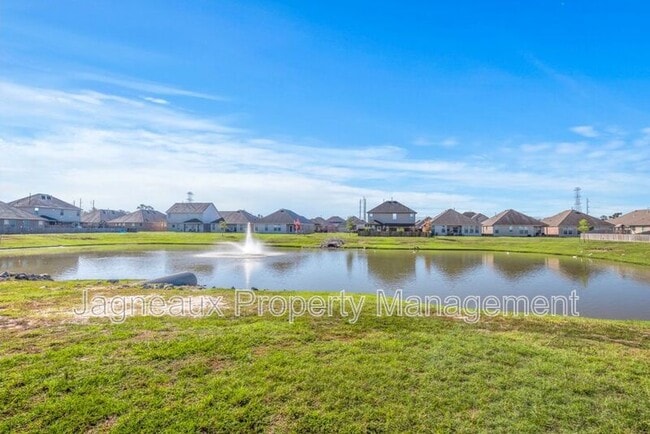317 Langley Dr