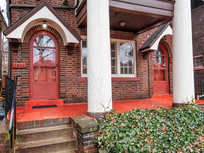 Building Photo - 1430 Severn St Unit 1430