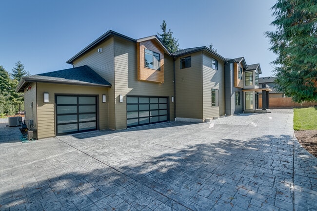 Luxurious & Contemporary 5 bed home in Red... - Luxurious & Contemporary 5 bed home in Red...