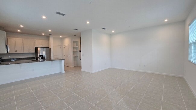 Photo - Brand-New Apopka 4Bed/2.5 Bath Townhome Avail for Rent! Be The first to Live Here!