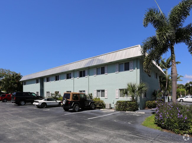 Photo - Poinsettia Landings