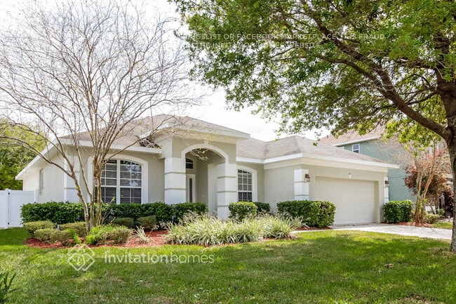 Photo - 498 Woodford Dr