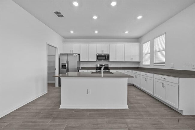 Photo - 2611 Runners Cir