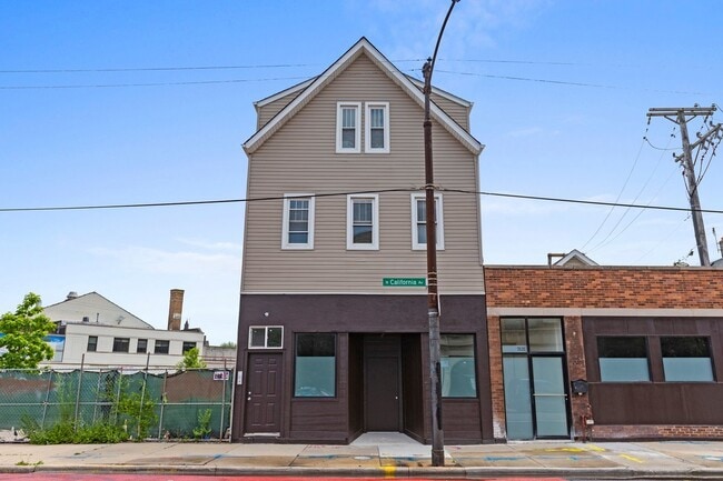 Building Photo - 3123 N California Ave Unit 1 Rental