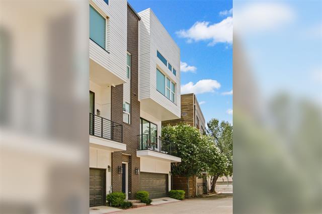 Photo - 381 E Greenbriar Ln