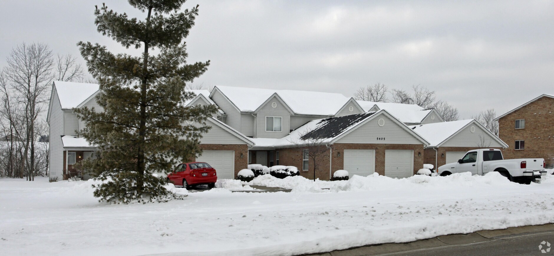Photo - 5405 Camelot Dr Apartments