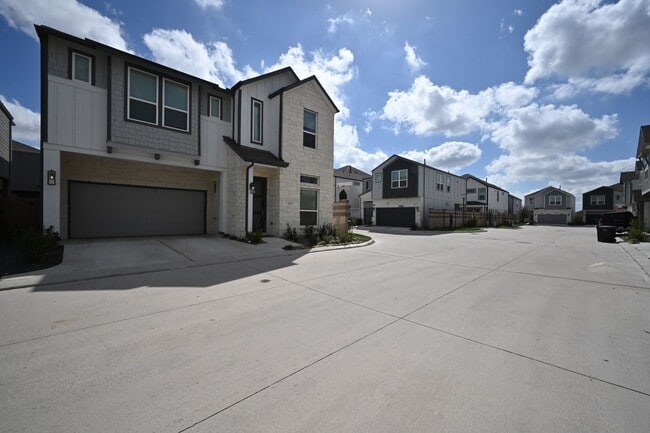 Photo - 4112 Farm Holw St