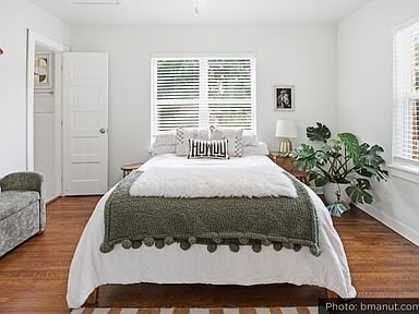 Photo - 321 N Xenophon Ave