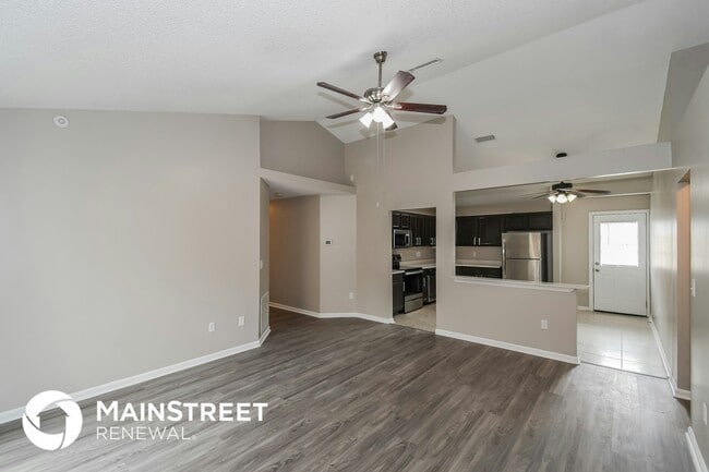 Photo - 1868 Sheraton Lakes Cir