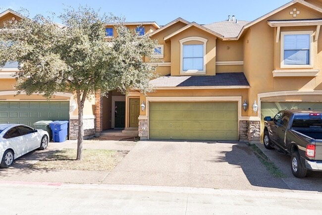 Photo - 9310 Albany Dr Unidad 17