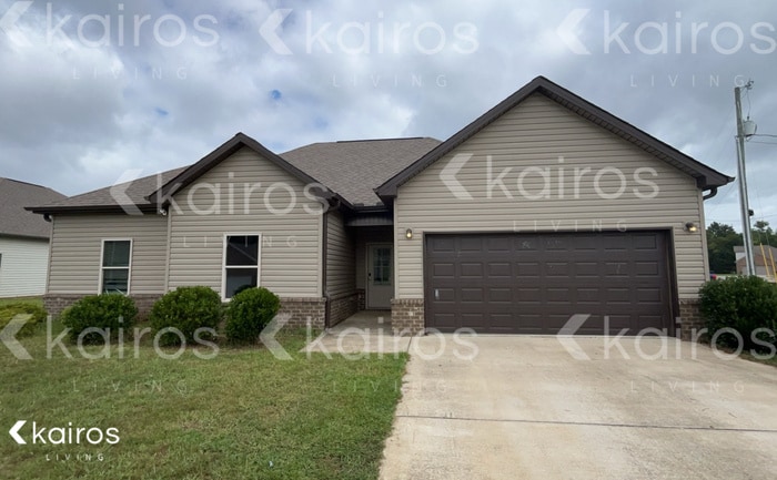 Photo - 134 White Oak Cir