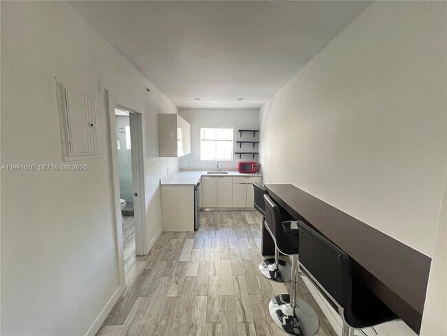 Photo - 220 Collins Ave Unidad 3A