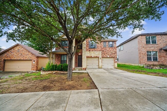 Photo - Spacious Live Oak Home Backing to a Greenbelt - Realtor Commission: $500