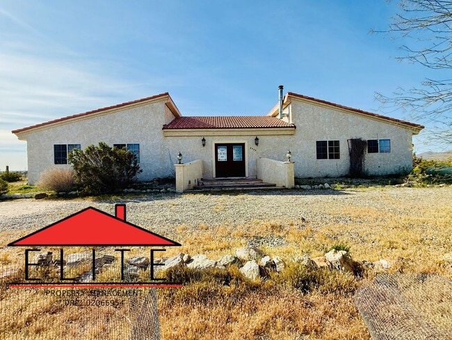 Building Photo - AVAILABLE NOW!!