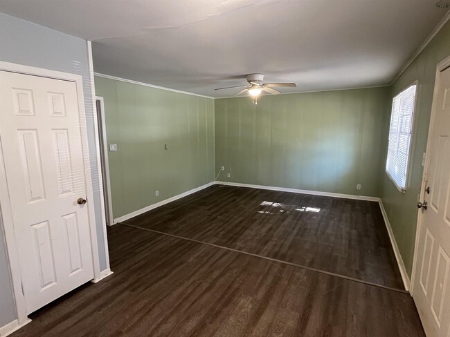 Photo - 1900 Huff St