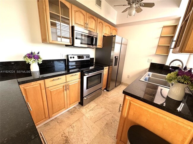 Photo - 1824 Brickell Ave Unit 4C