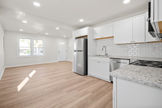 Photo - 1723 Blair St