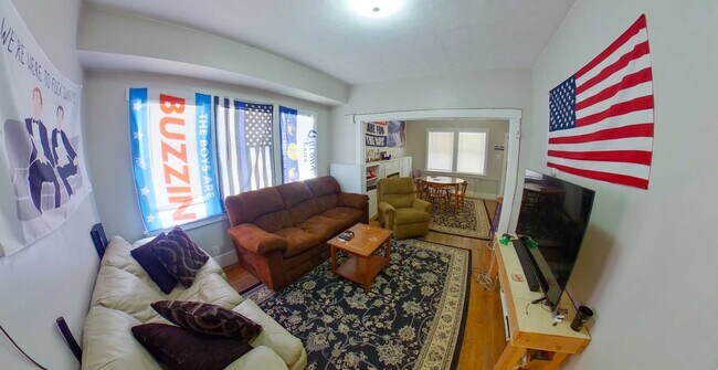 Photo - 1120 Thurston St Unit #1