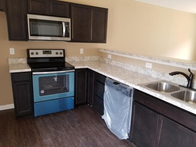 Photo - 150 Mayhew Rd