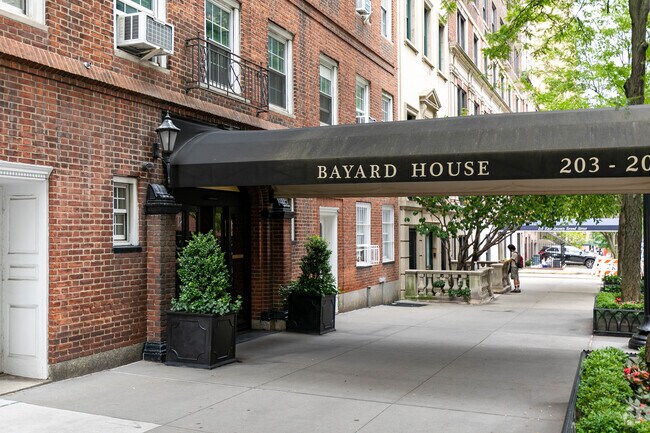 Photo - The Bayard House