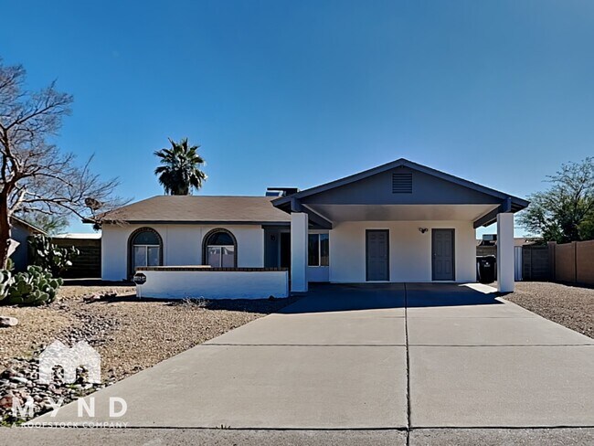 Building Photo - 725 W Utopia Rd