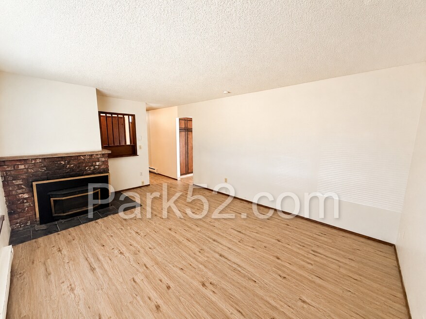 22306 42nd Ave E