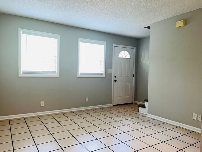 Photo - 611 Elm St Unidad 611 Elm Str B